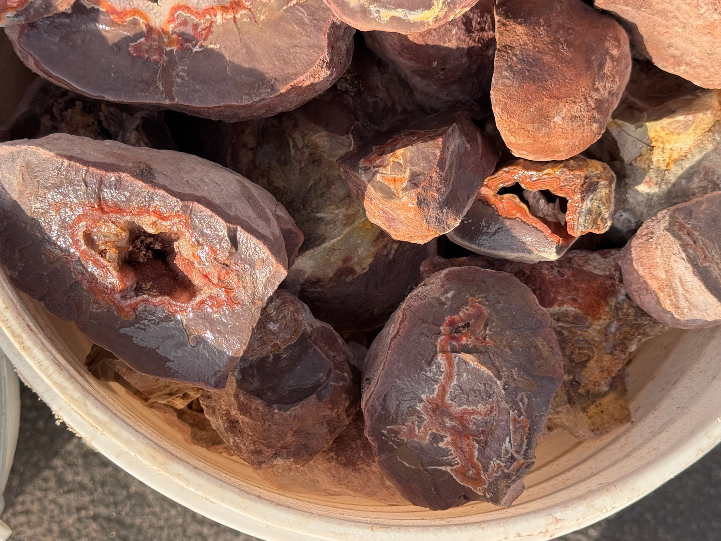 Dryhead lapidary rough